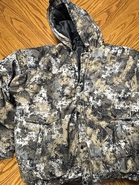 Men’s Predator digital Hooded Camo Puffer Jacket - Gray/Tan 4X